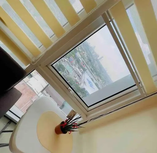 Apartamento Kasara De Ulap Staycation - 25th Floor View - Pool & Fast Wi-fi Manila