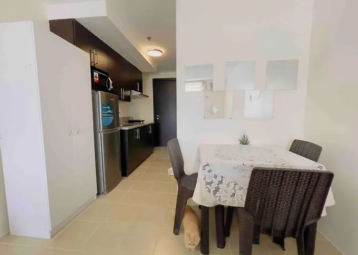 Apartamento Kasara De Ulap Staycation - 25th Floor View - Pool & Fast Wi-fi Manila
