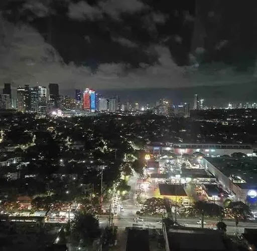 Apartamento Kasara De Ulap Staycation - 25th Floor View - Pool & Fast Wi-fi Manila