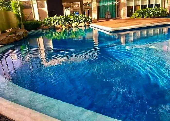Apartamento Kasara De Ulap Staycation - 25th Floor View - Pool & Fast Wi-fi *